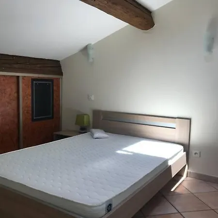 Apartment Grand 3 Avec Garage La Palme
